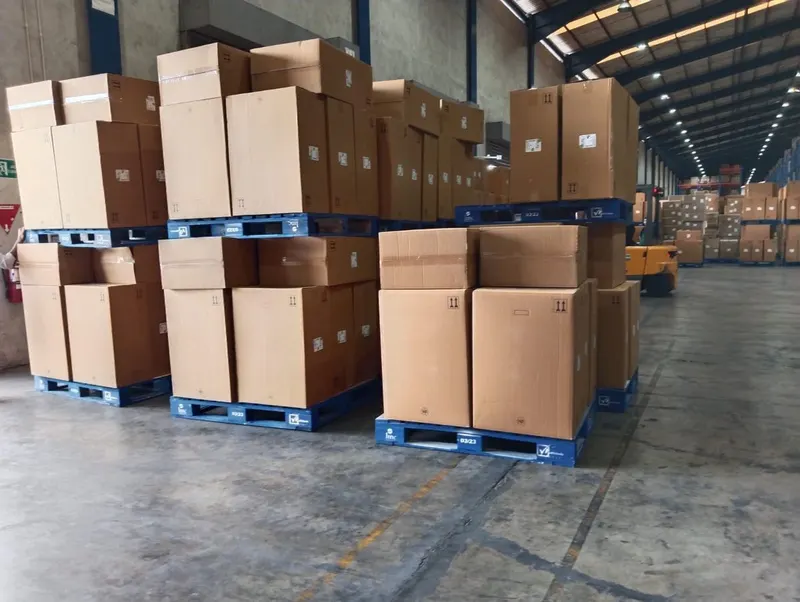 Интерьер склада